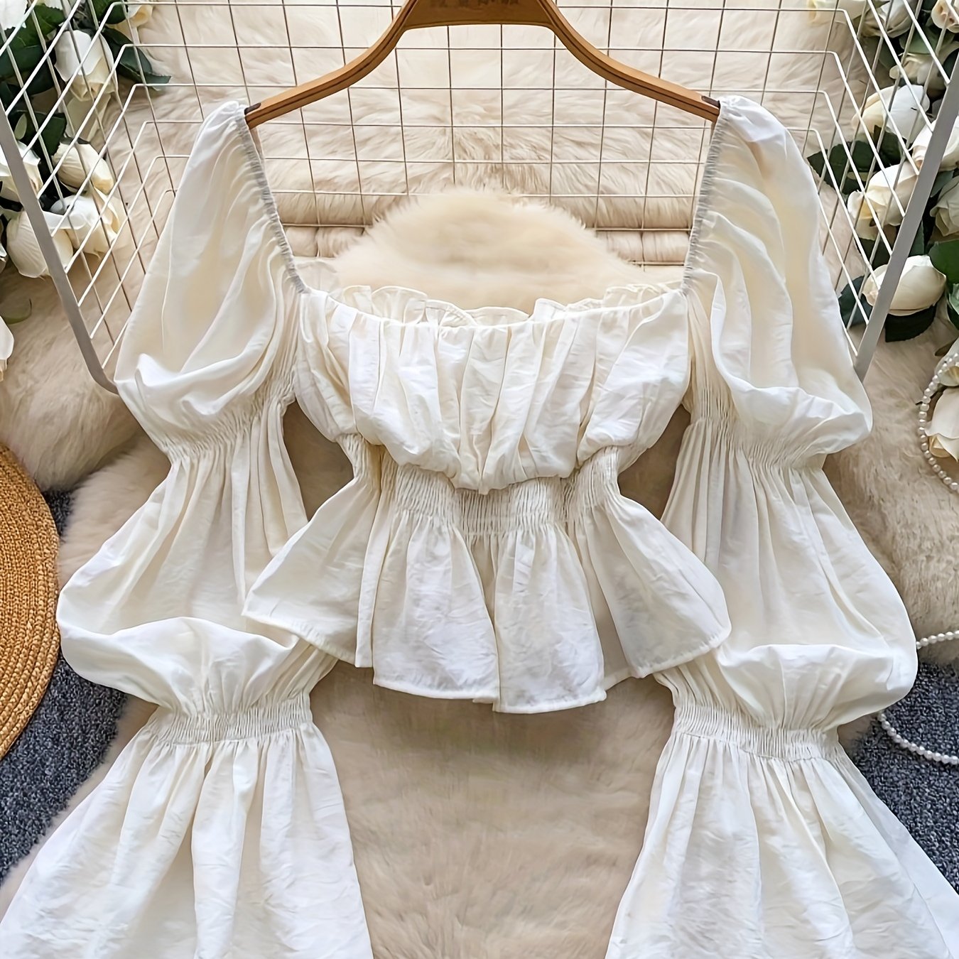 TEMU Krótki Top z Rozszerzonymi Rękawami