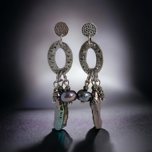 LUX. UNIKATOWE kolczyki : granatowe perły i piryt