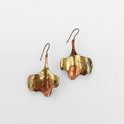 Kolczyki pozłacane Liście z tytanu