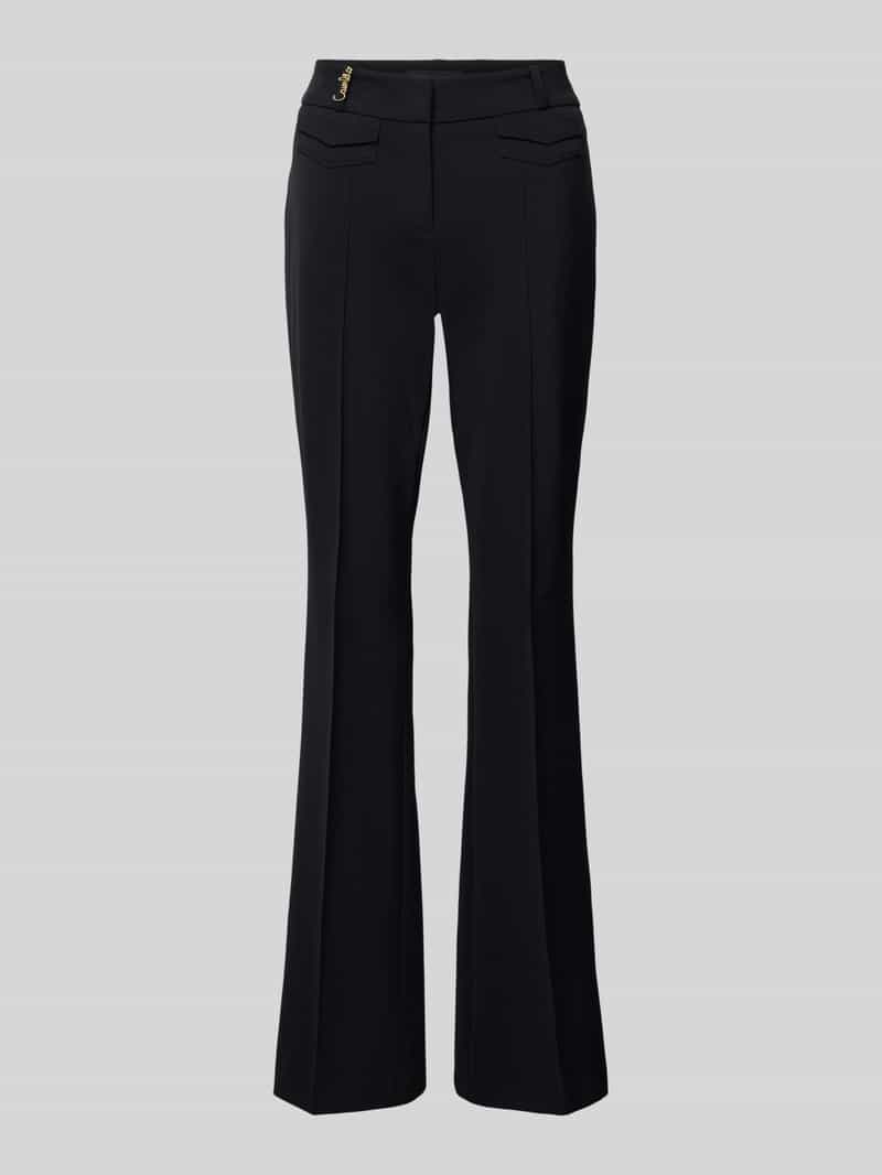 Spodnie materiałowe z poszerzaną nogawką i bocznymi kieszeniami