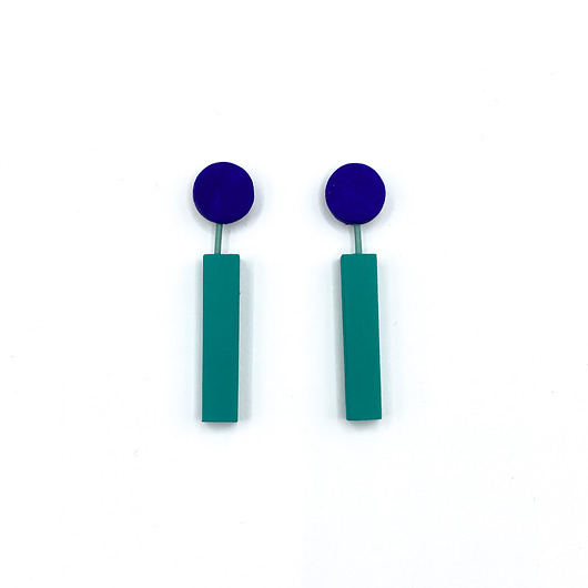 Kolczyki z rzemieniem