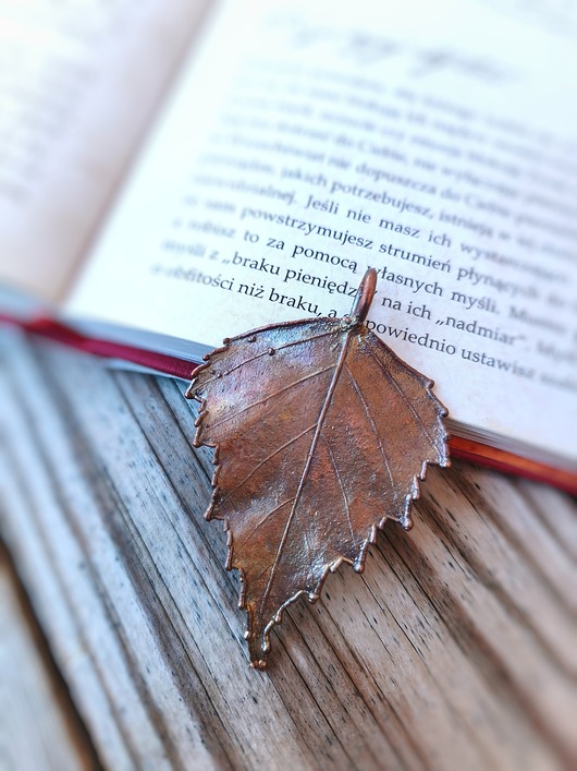 Liść brzozy wisior miedziany duży V