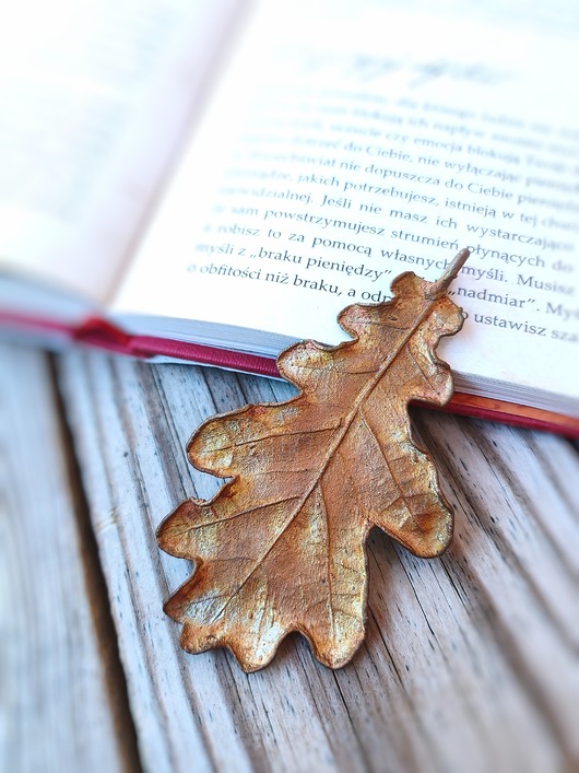 Liść dębu IV wisiorek miedziany