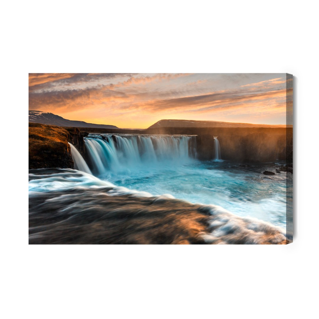 Obraz Na Płótnie Majestatyczny Wodospad Na Islandii