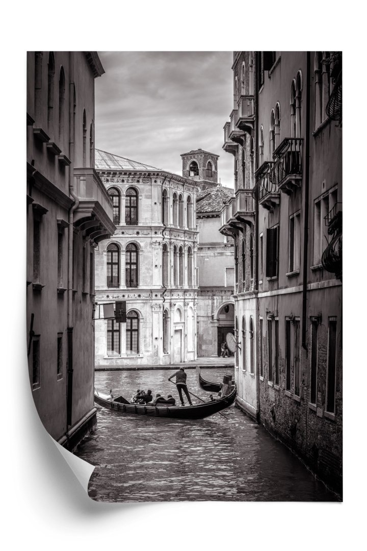 Plakat Czarno-Biała Uliczka Z Gondolą W Wenecji
