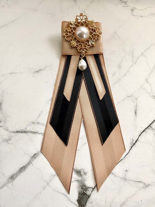 Brosza / Krawatka czarno złota z perłą NEW