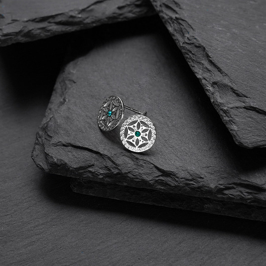 Góralska rozeta - kolczyki na sztyftach