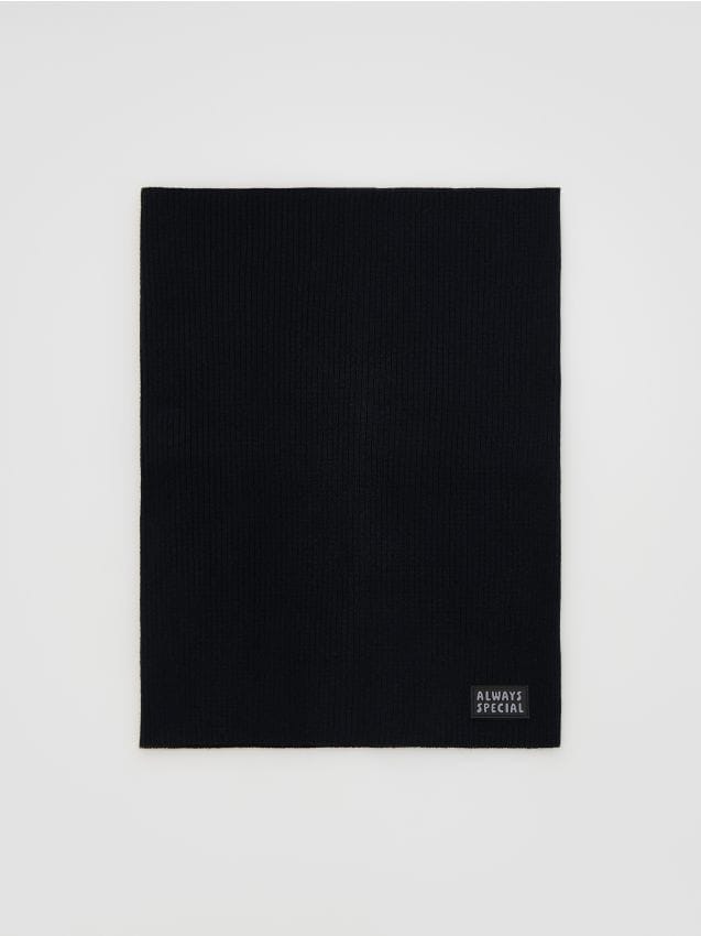 Reserved - Komin z naszywką - czarny