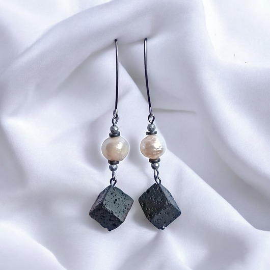 WYSYŁKA 24h : UNIKATOWE kolczyki: perły i lawa II