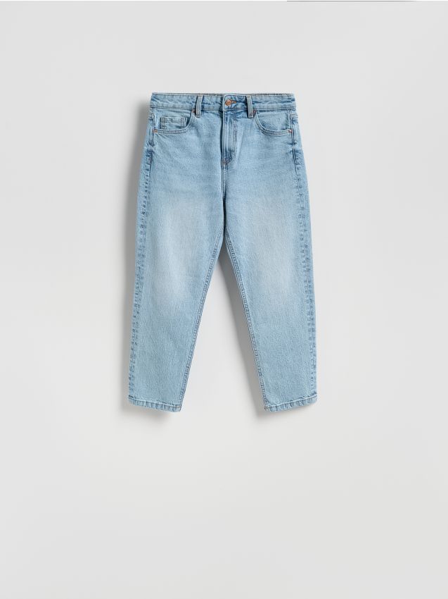 Reserved - Jeansy mom fit z krótszą nogawką - niebieski