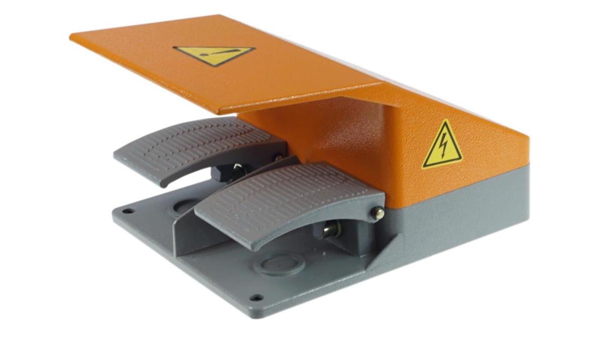 WYŁĄCZNIK NOŻNY PEDAŁ PODWÓJNY Z OSŁONĄ OSŁONA 15A P2-O