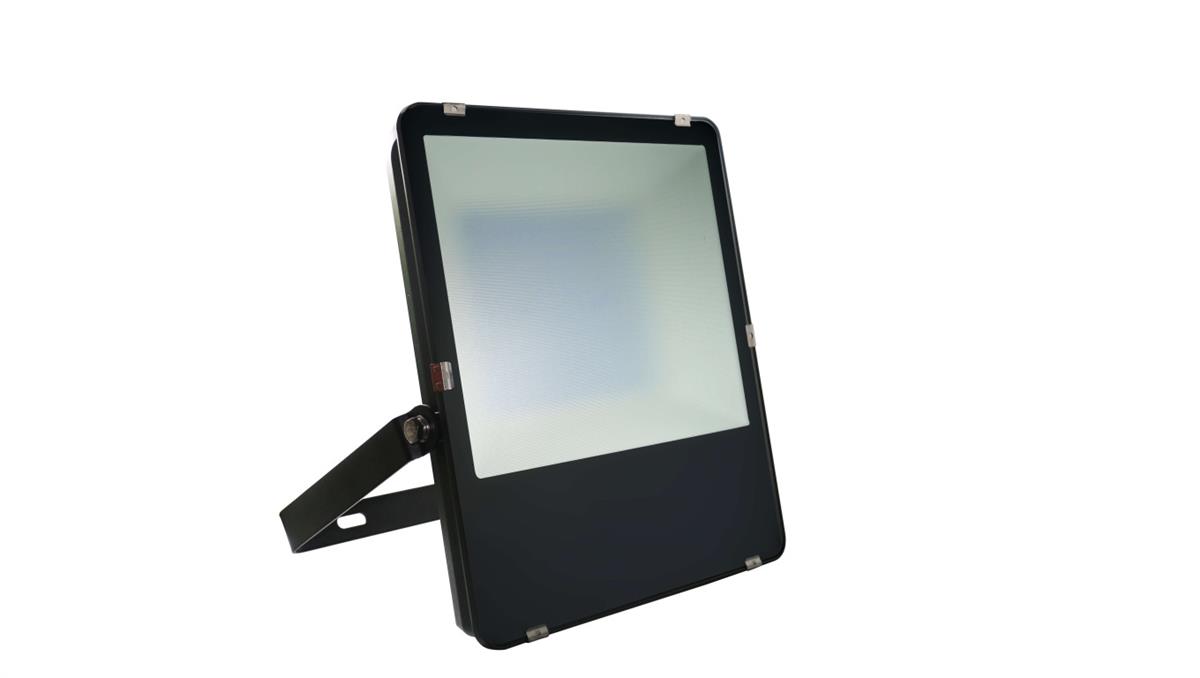 Lumax LFL315 NAŚWIETLACZ LUMI 200W 32000lm 6000K