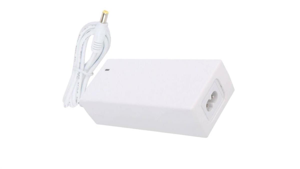 POS Power Zasilacz desktop 24W 12V 2A IEC C8/DC 2.1x5.5mm prosty POSC12200D-C8-WH