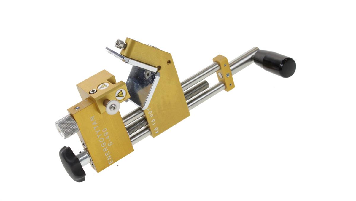 Korowarka do ekranu wytłaczanego 10-630 mm2 / Korowarka do ekranu Fi:10-55mm / Narzędzie do obróbki kabli S-490