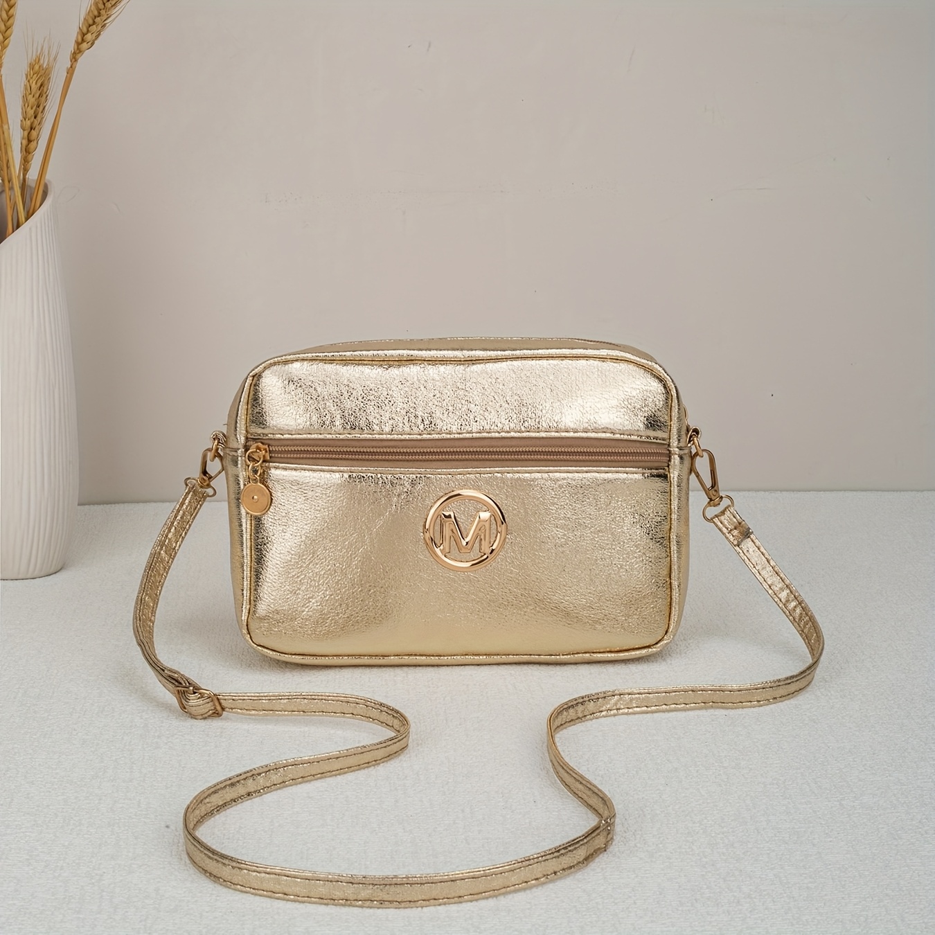 TEMU Torba z dużą pojemnością w metalicznym złotym kolorze z regulowanym paskiem - dwuwarstwowe zamknięcie na zamek błyskawiczny, złote elementy