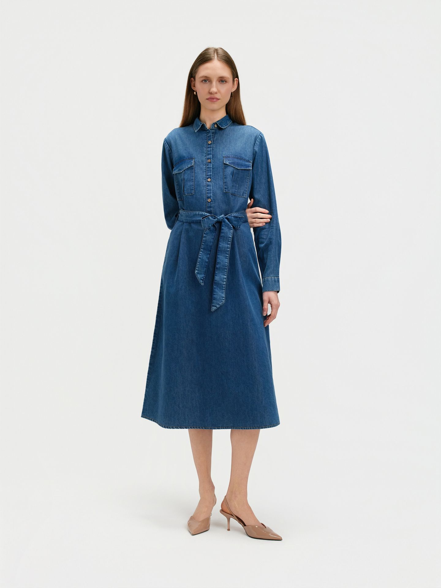 Sukienka jeansowa z wiązaniem