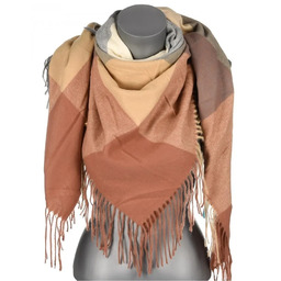 Chusta damska bawełniana ciepła w KRATĘ z frędzlami AXD-13N-7 jasny brąz