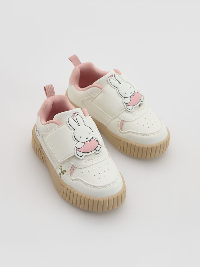 Reserved - Sneakersy Miffy - złamana biel