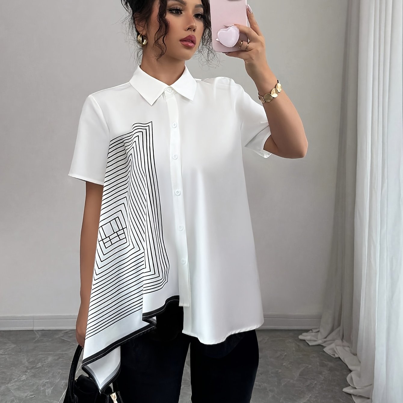TEMU Elegancka Koszula z Kołnierzykiem, Geometryczny Czarno-Biały Wzór, Asymetryczny Doł, Otwarty Przód, Wszechstronna Koszula z Krótkim Rękawem na