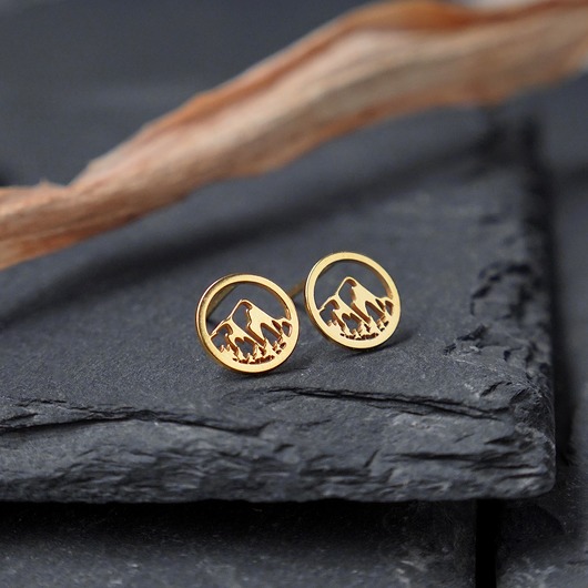 Pozłacane kolczyki z górami