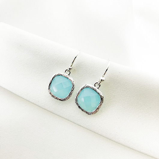 Kolczyki srebrne BLUE ICE- kolczyki z błękitnymi kamieniami,eleganckie