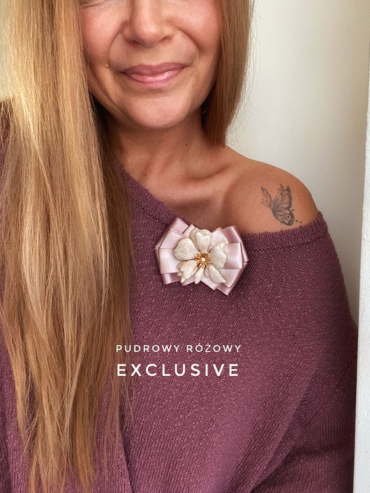 Brosza z niesamowitym perłowym Kwiatem 3d NEW