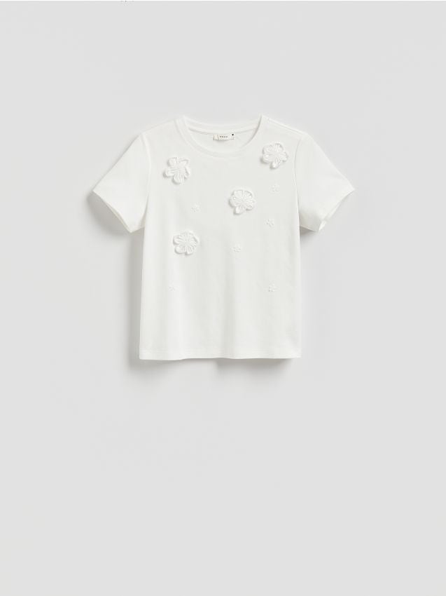 Reserved - T-shirt z kwiatową aplikacją - złamana biel
