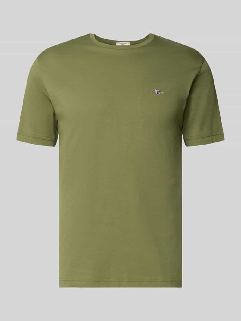 T-shirt o kroju regular fit z wyhaftowanym logo