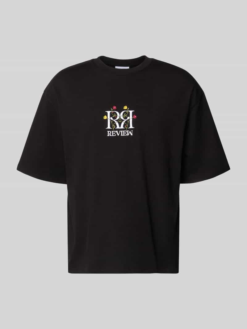 T-shirt o kroju oversized fit z wyhaftowanym logo