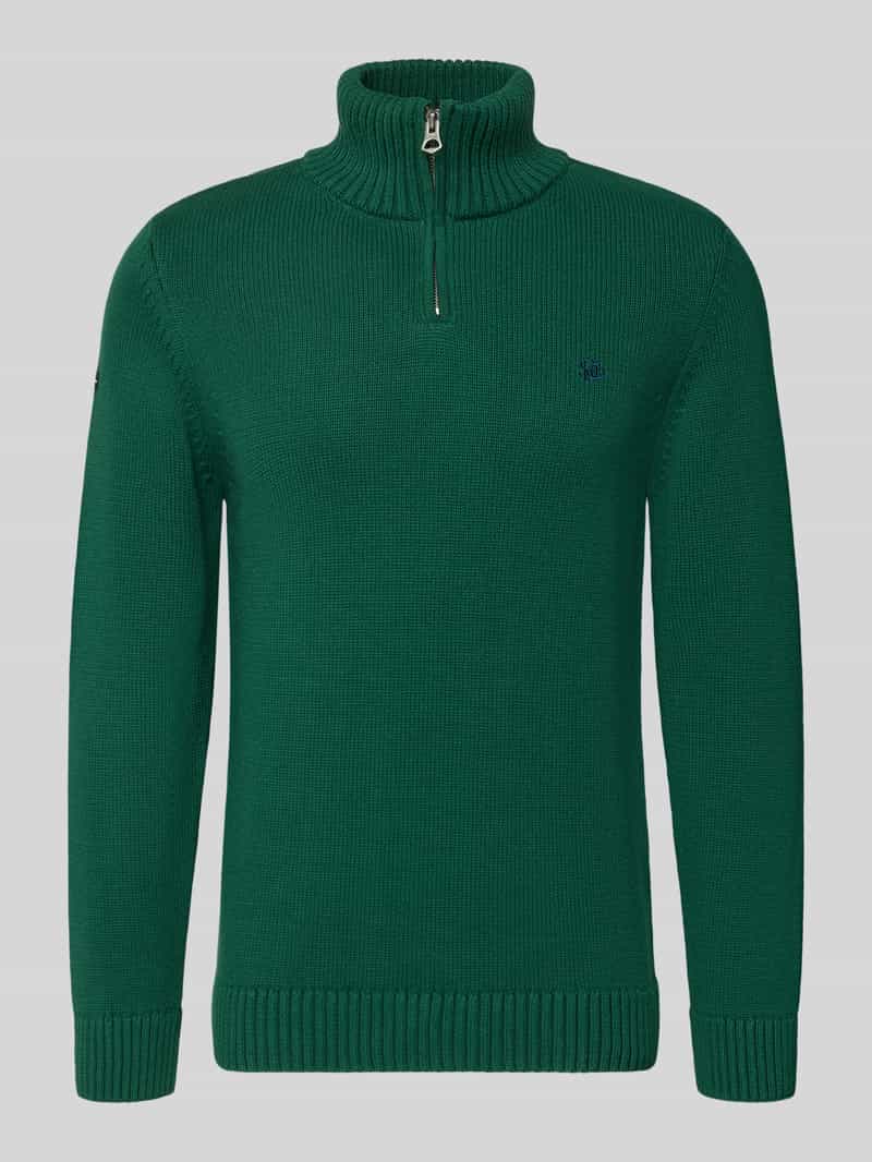Sweter o kroju slim fit z imitacji dzianiny