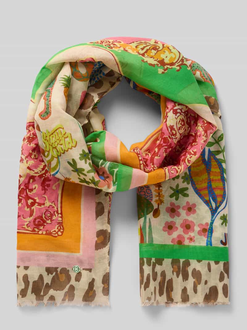 Szal z kwiatowym nadrukiem na całej powierzchni