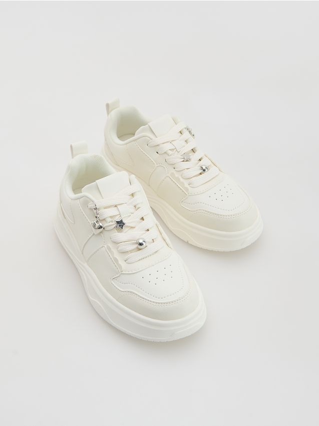 Reserved - Sneakersy z imitacji skóry - biały