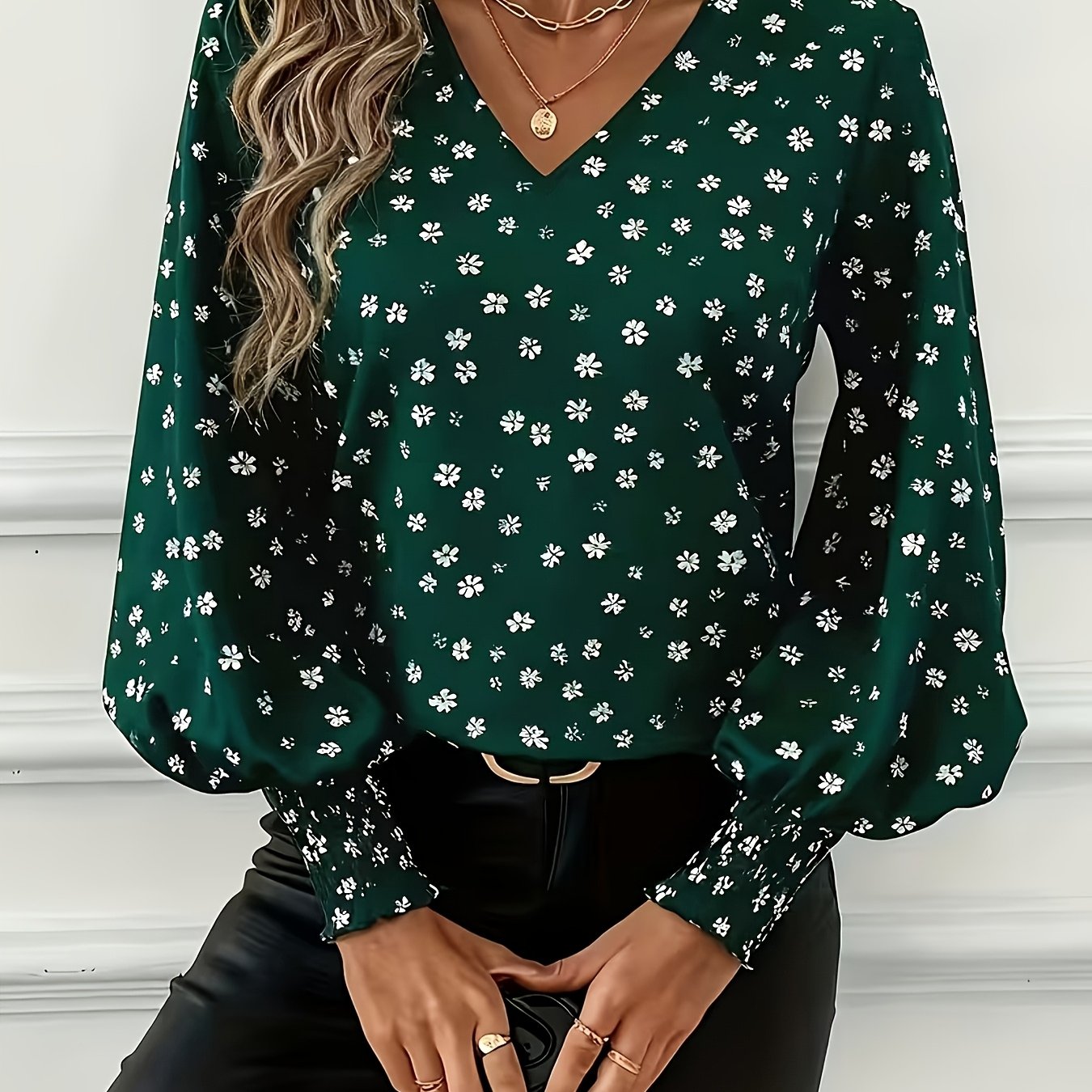 TEMU Elegancka Koszula z Kwiatowym Nadrukiem i Latarnianymi Rękawami dla Kobiet - Piękna Koszula z Długim Rękawem i Dekoltem w Serek, Idealna na