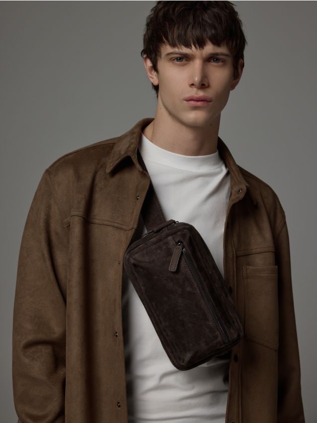 Reserved - Zamszowa nerka - ciemnobrązowy