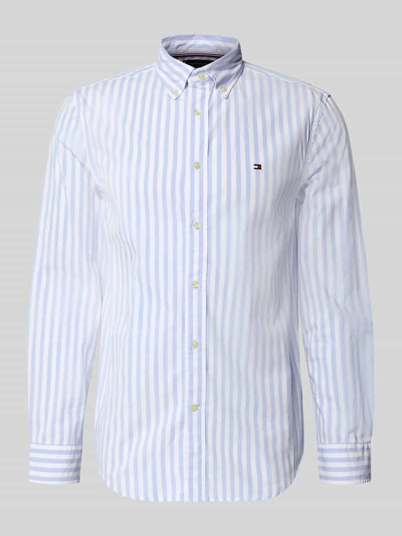 Koszula casualowa o kroju regular fit z popeliny bawełnianej