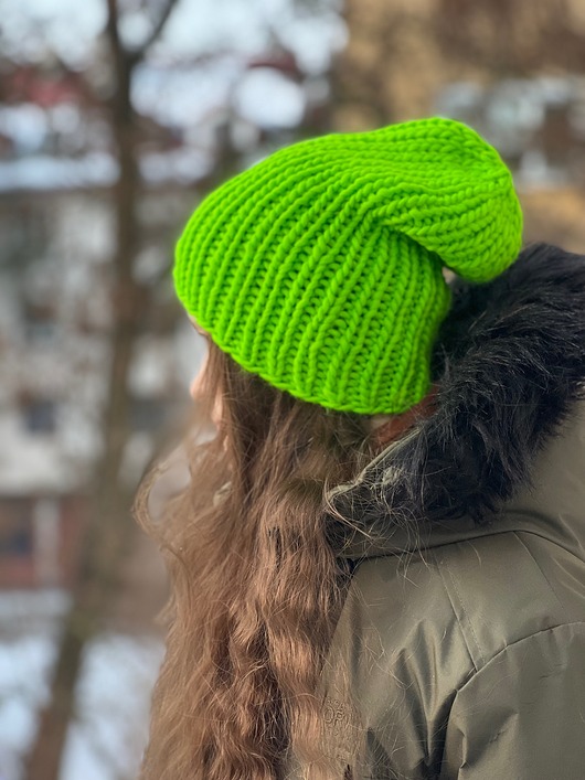 Czapka z merynosa 100% neonowa zieleń