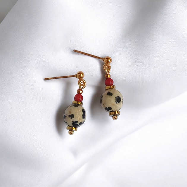 Kolczyki krótkie : INDIA: jaspis, koral