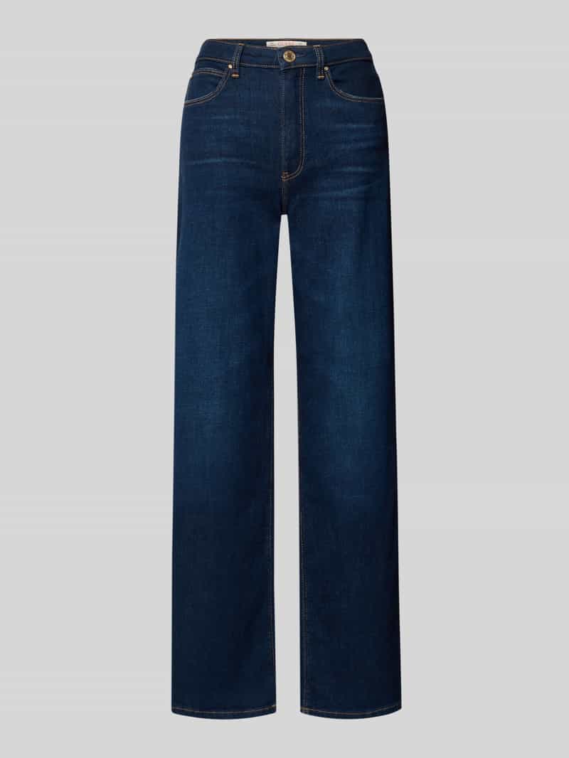 Jeansy z szerokimi nogawkami i wpuszczanymi kieszeniami