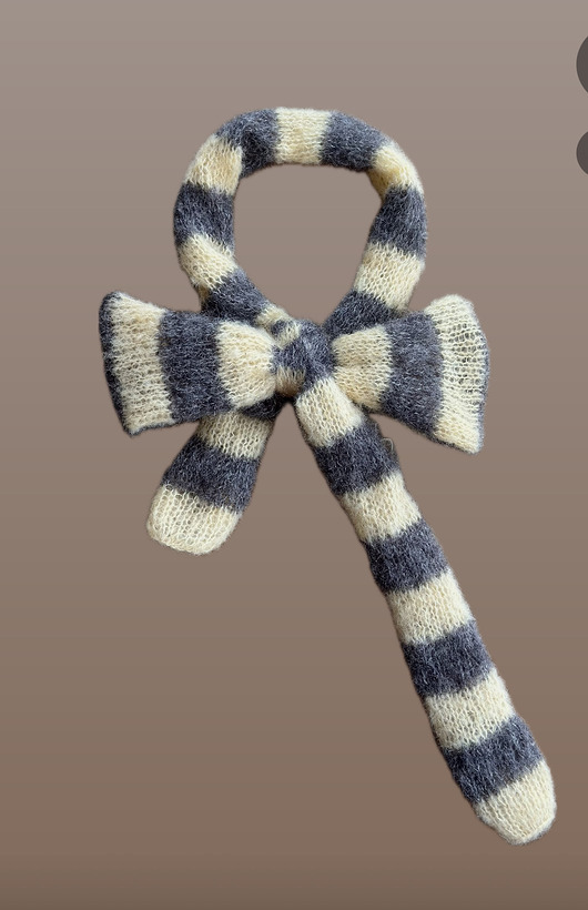 Szalik Pasiak z alpaki i jedwabiu szary/sloneczny