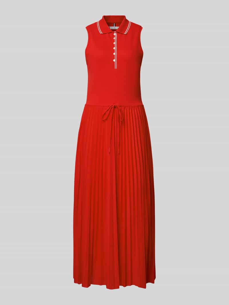 Sukienka casualowa taliowana z mieszanki bawełny