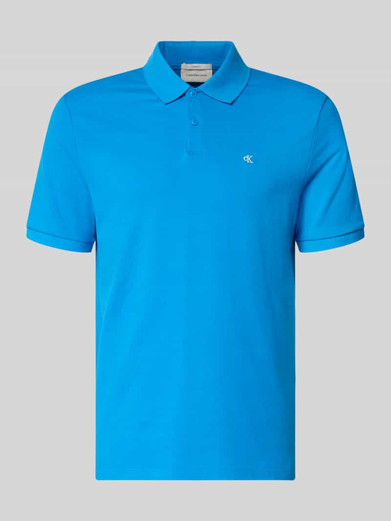 Koszulka polo o kroju straight fit z wyhaftowanym logo