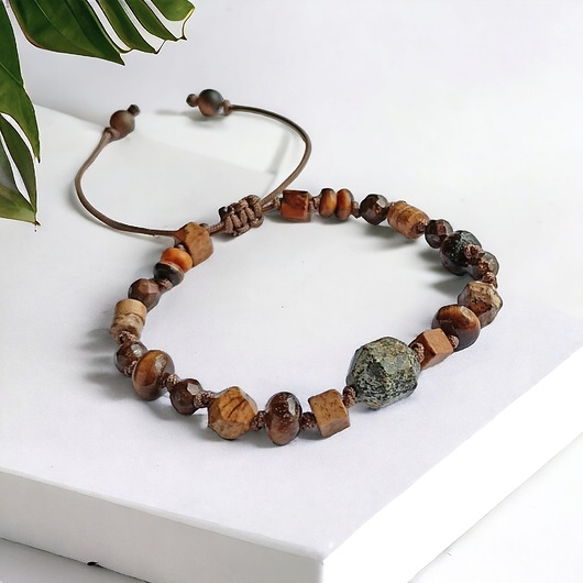 Amulet - ZIEMIA- vol.III : turkus afrykański, jaspis, bronzyt, tygrysie oko