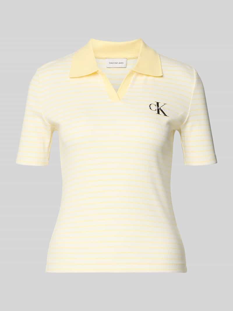 Koszulka polo o kroju slim fit z wyhaftowanym logo