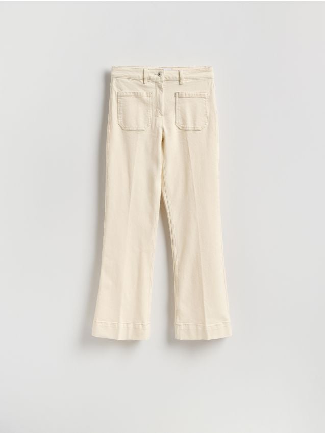 Reserved - Jeansy flare - kremowy