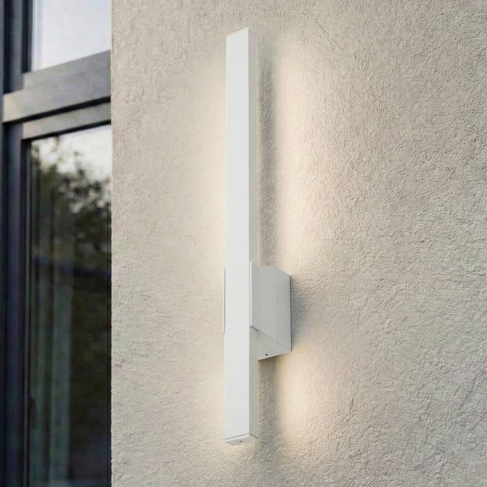 Kinkiet zewnętrzny LED Sakari Lindby, biały / opal, aluminium, nowoczesny