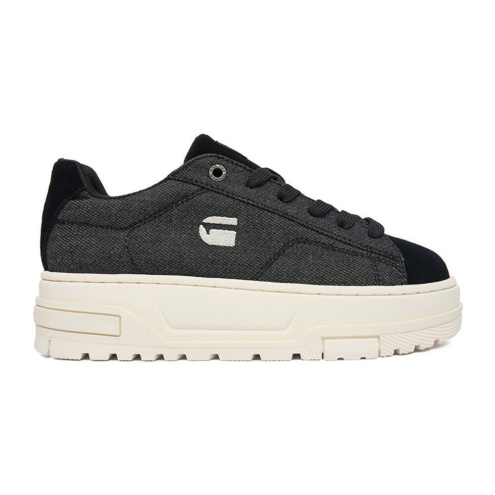 Sneakersy