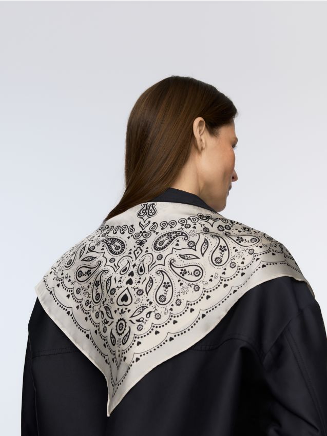 Reserved - Wzorzysta apaszka - złamana biel