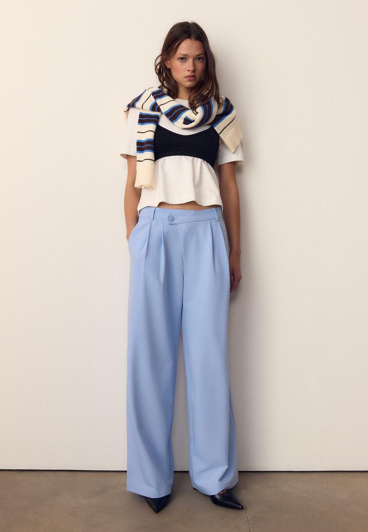 Stradivarius Spodnie wizytowe z krzyżowanym pasem Jasnobłękitny 44