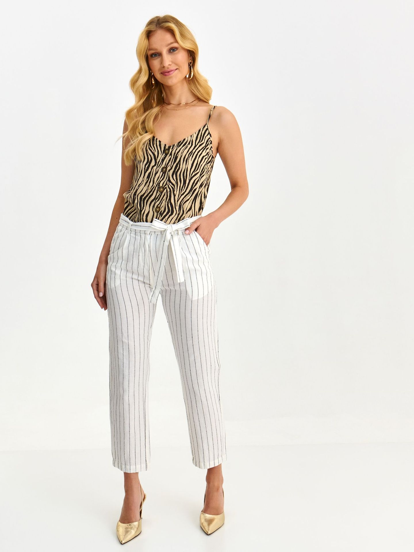 Spodnie damskie białe - SSP4309BI spodnie 7/8 - TOP SECRET - Odzieżowy sklep internetowy TOP SECRET