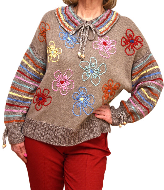 Sweter brązowy z haftami i kołnierzykiem, rozmiar L/XL